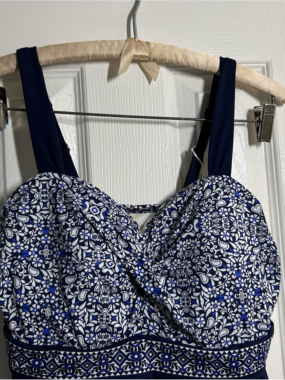 Lands’ End Swim Dress Sz 8 One Piece Swimsuit Blue White Floral Tummy Control - Picture 9 of 11